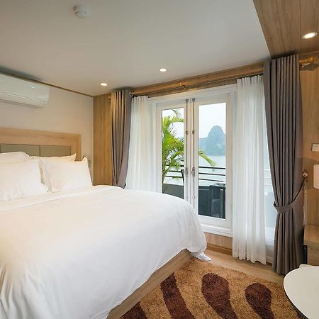 La Vela Premium Cruise - Managed By Paradise Cruises Hạ Long Extérieur photo