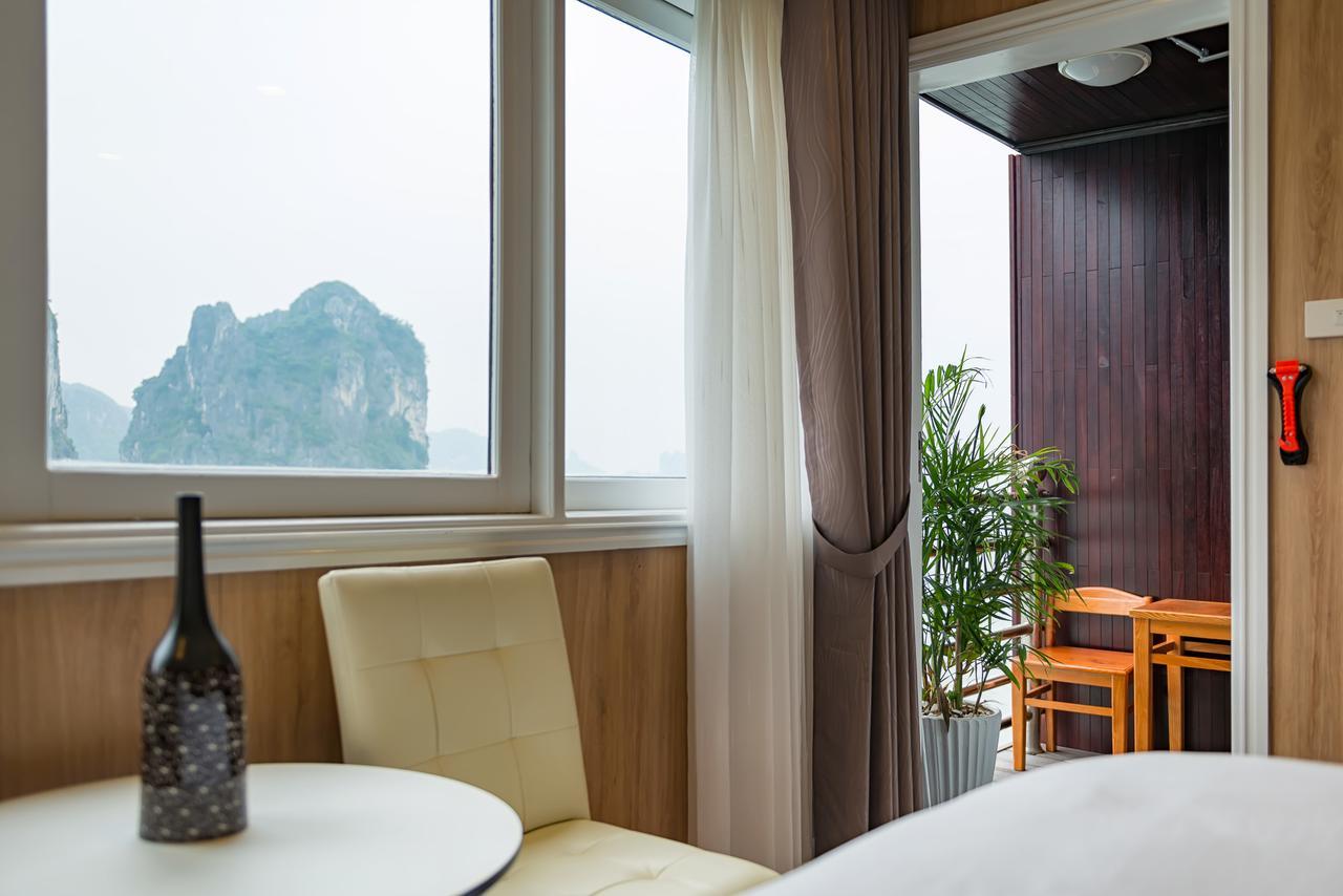 La Vela Premium Cruise - Managed By Paradise Cruises Hạ Long Extérieur photo