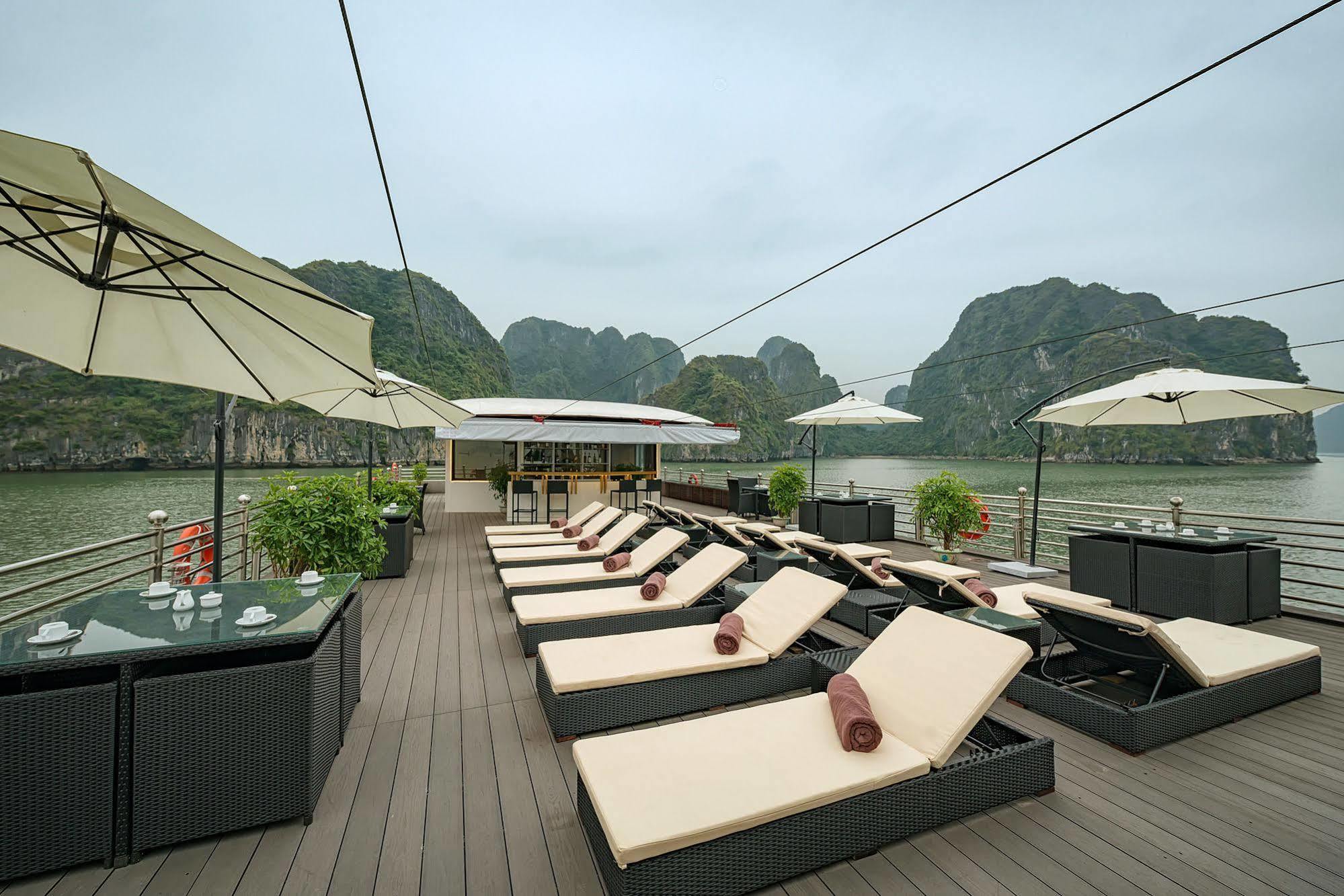 La Vela Premium Cruise - Managed By Paradise Cruises Hạ Long Extérieur photo