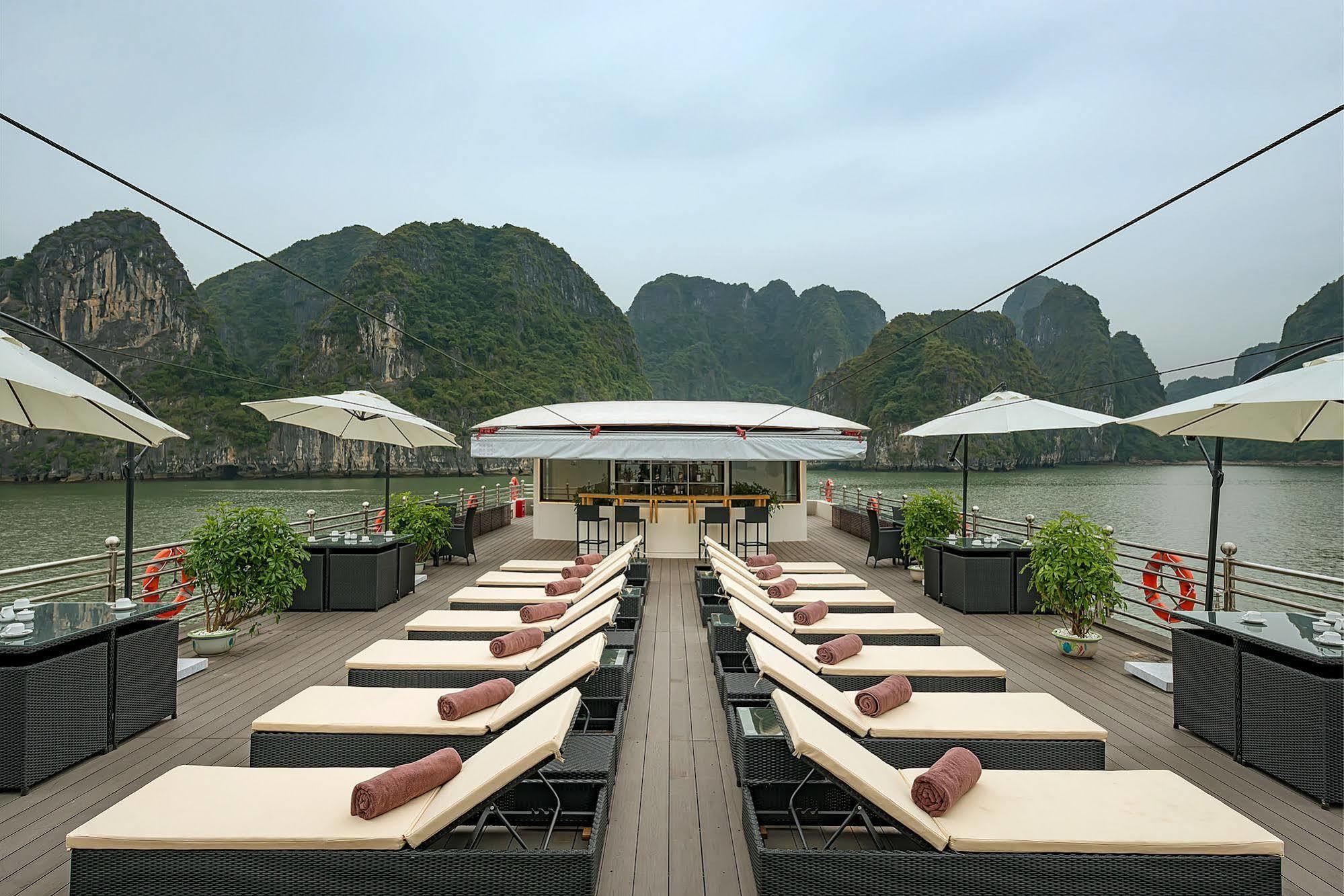 La Vela Premium Cruise - Managed By Paradise Cruises Hạ Long Extérieur photo
