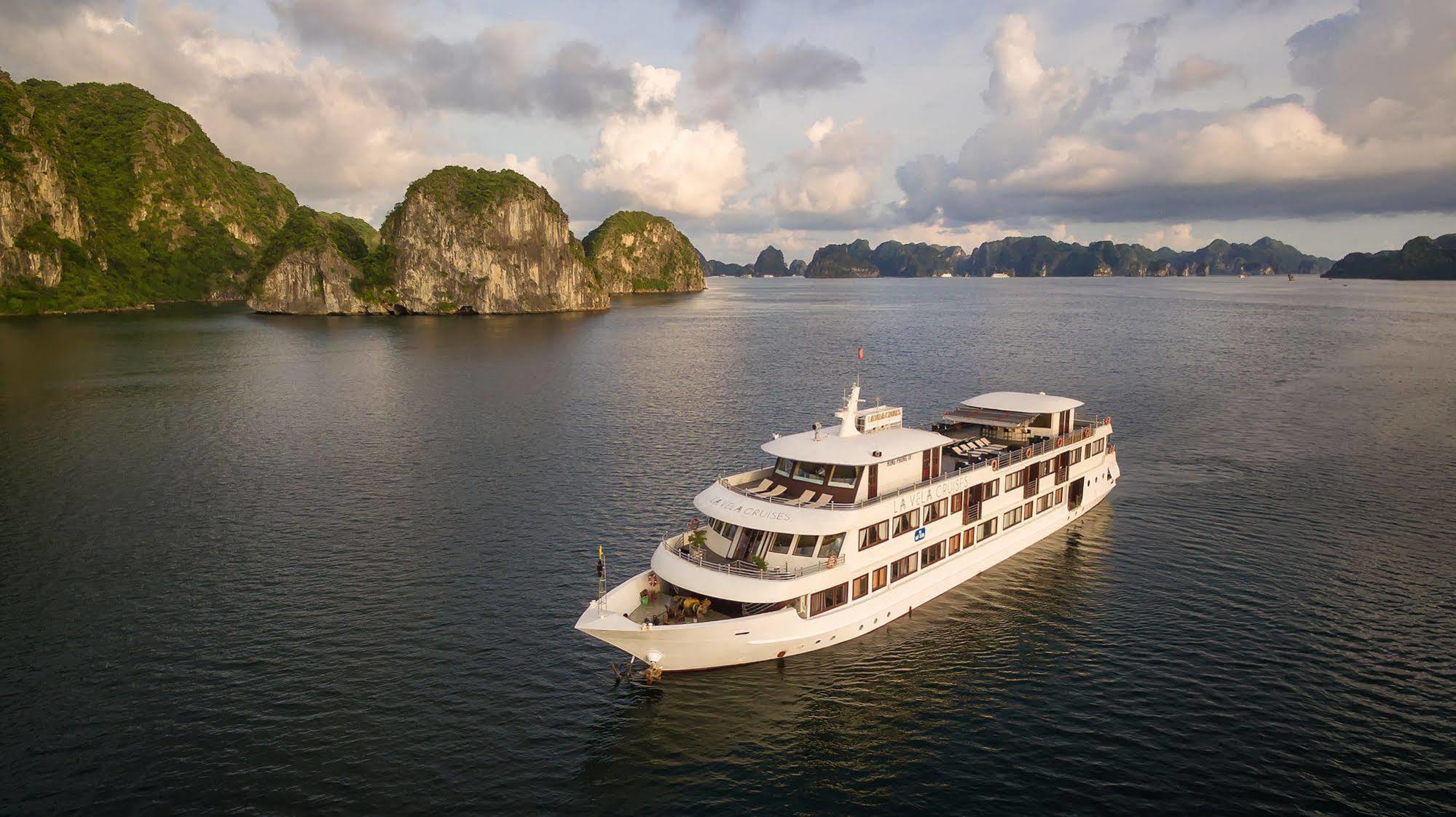 La Vela Premium Cruise - Managed By Paradise Cruises Hạ Long Extérieur photo